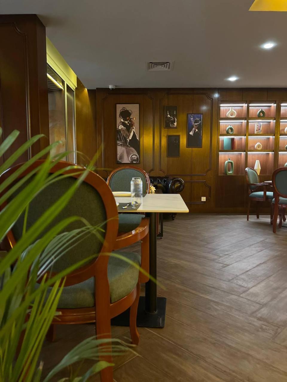 Shaheen Hotel Baghdād エクステリア 写真